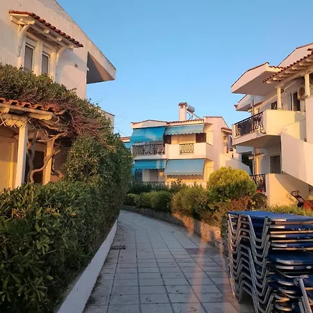 Iris Seafront Apartment