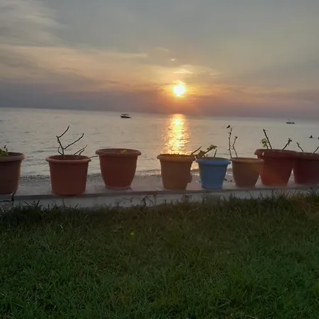Apartment Iris Seafront