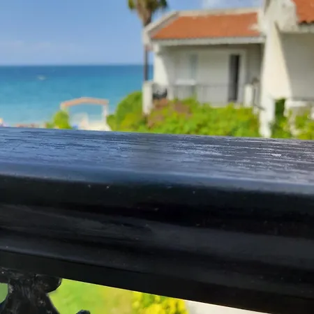 Apartment Iris Seafront *