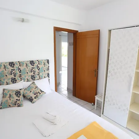 Apartament Iris Seafront