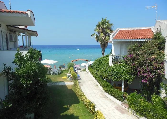 Lägenhet Iris Seafront Fourka