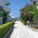 Iris Seafront *