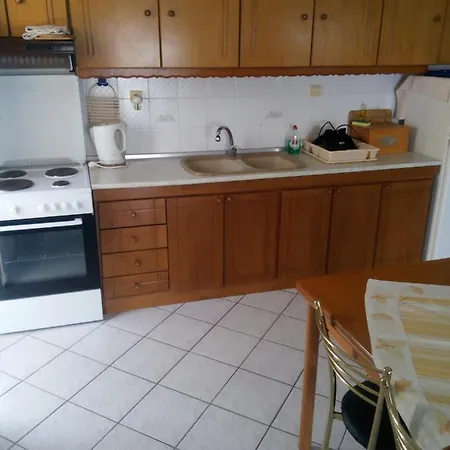 Iris Seafront * Fourka