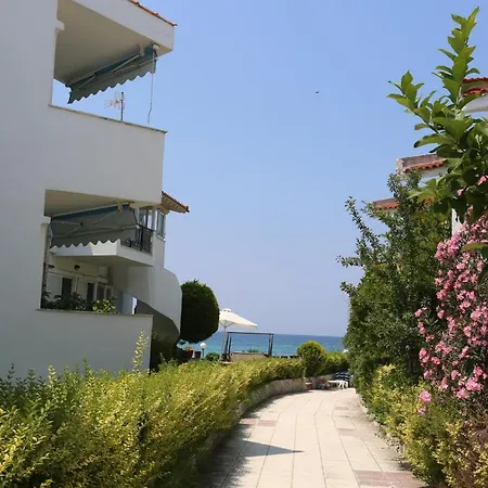 Iris Seafront * Fourka