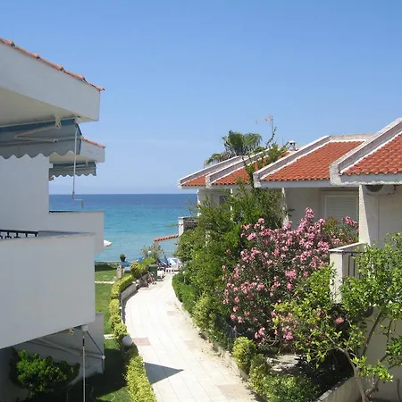 Iris Seafront Fourka