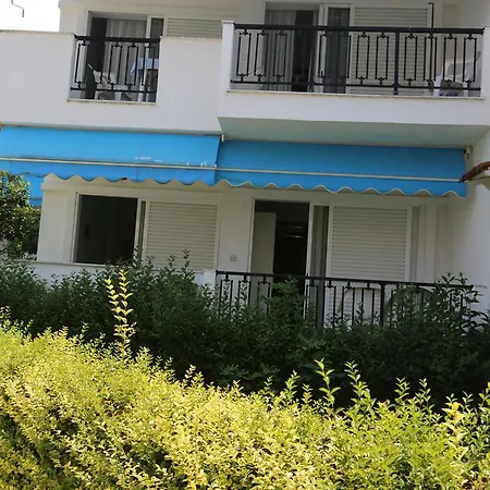 Iris Seafront Fourka