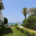 Iris Seafront