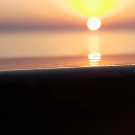 Iris Seafront Апартаменты Фурка