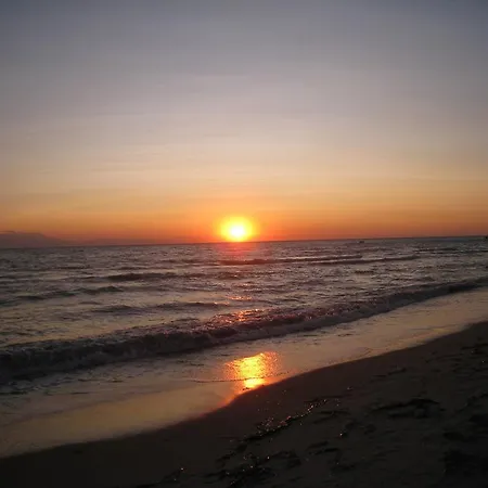 Апартаменты Iris Seafront Фурка