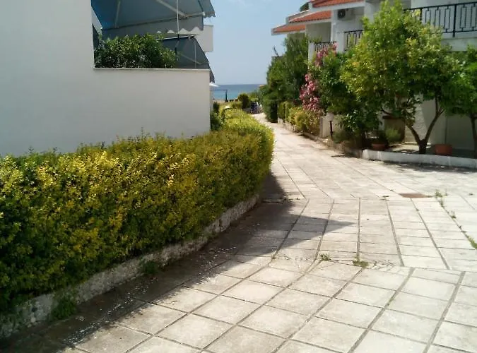 Apartment Iris Seafront *