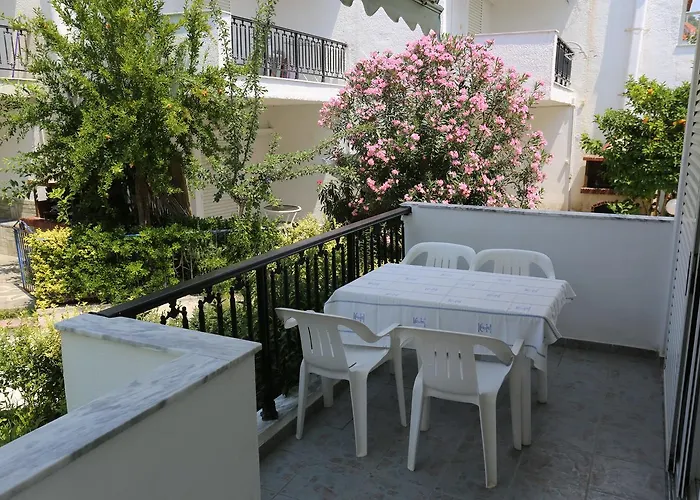 Iris Seafront Apartment